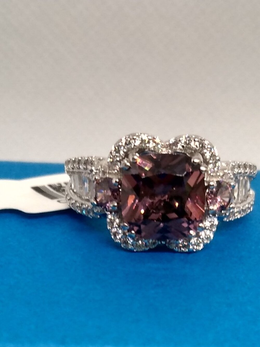 nwt, bella luce, blush zircon simulant ring size 6